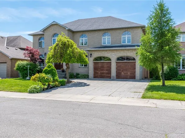 23 Susan Dr, Hamilton, ON L9C 7R1