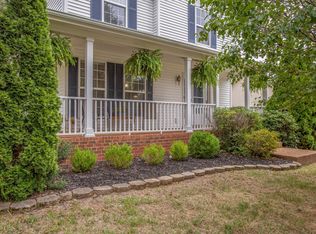 1304 Branchside Ct, Thompsons Station, TN 37179