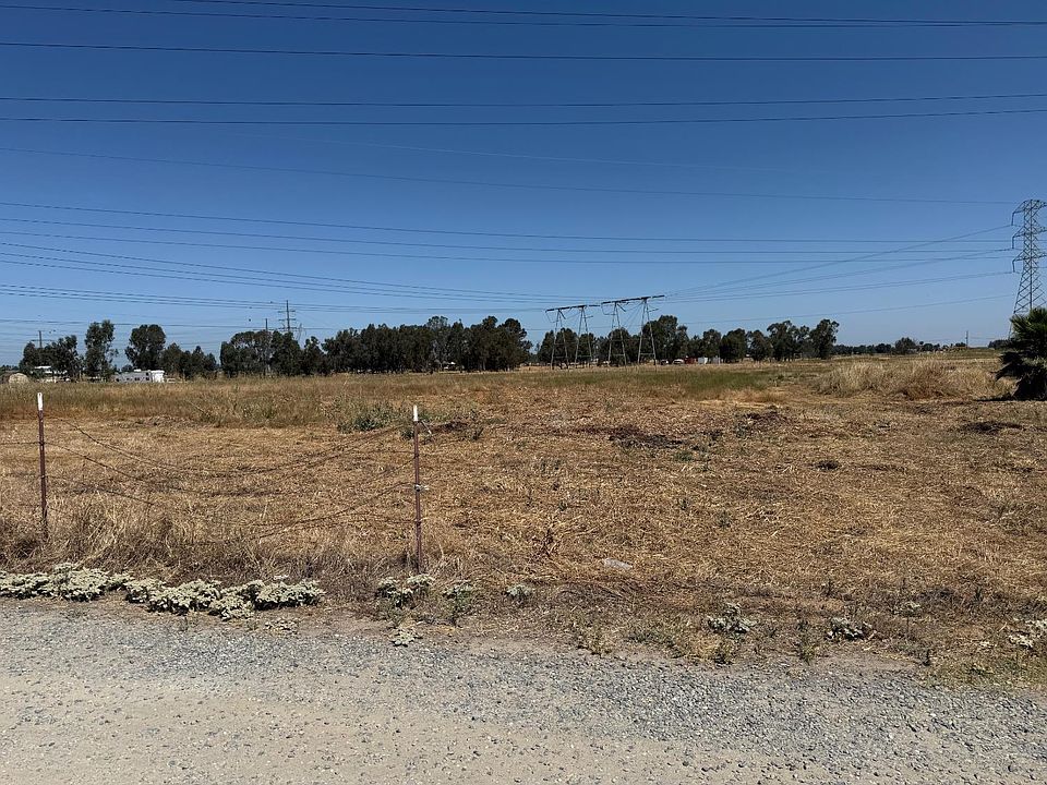 1st image of Los Garcias Ln