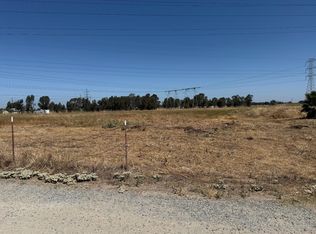Los Garcias Ln, Elverta, CA 95626