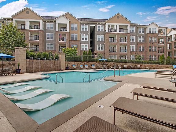 2nd image of 1000 Artessa Cir #6311