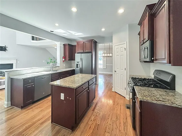 4918 Shallow Creek Trl NW — Photo 11
