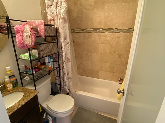 4th image of 1904 W Girard Ave APT 1F
