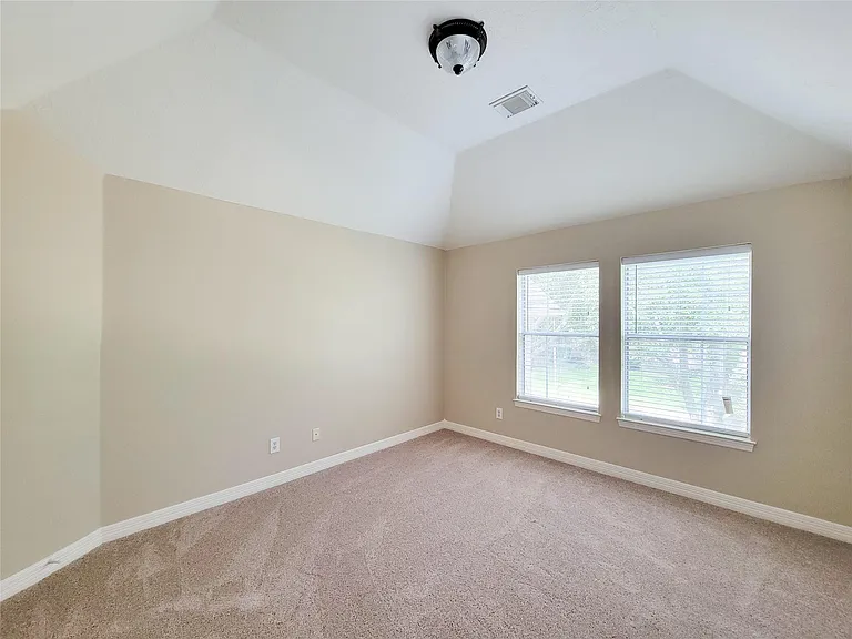 914 Ivory Ridge Ln — Photo 36
