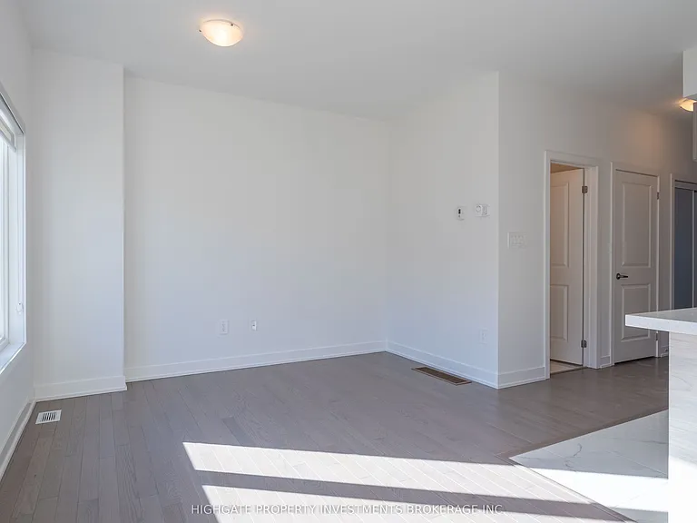 20 Westwood Ave — Photo 17