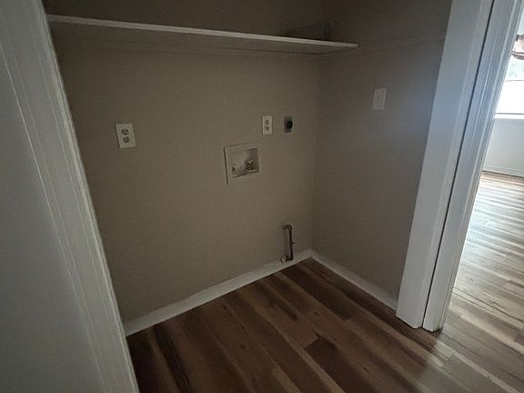 4th image of 7913 Olive St