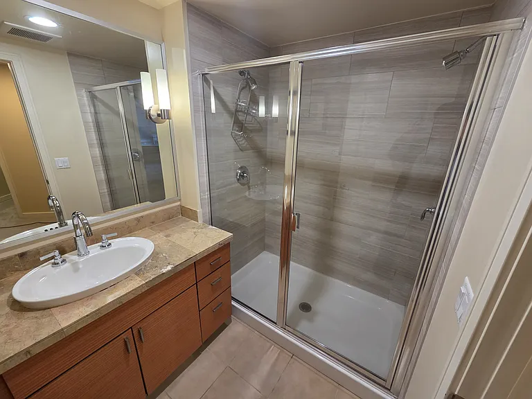 819 Virginia St #2010 — Photo 4