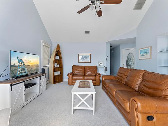 4th image of 4002 Asbury Ave #C-2