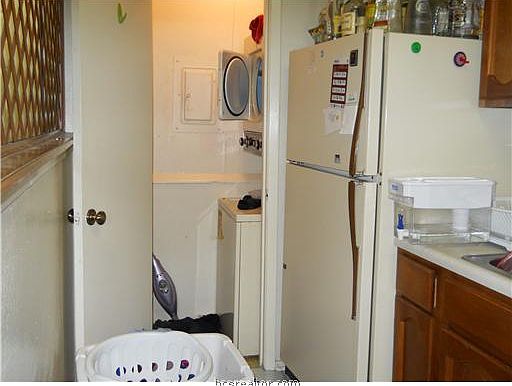 3rd image of 3923 E Old Oaks Dr #5