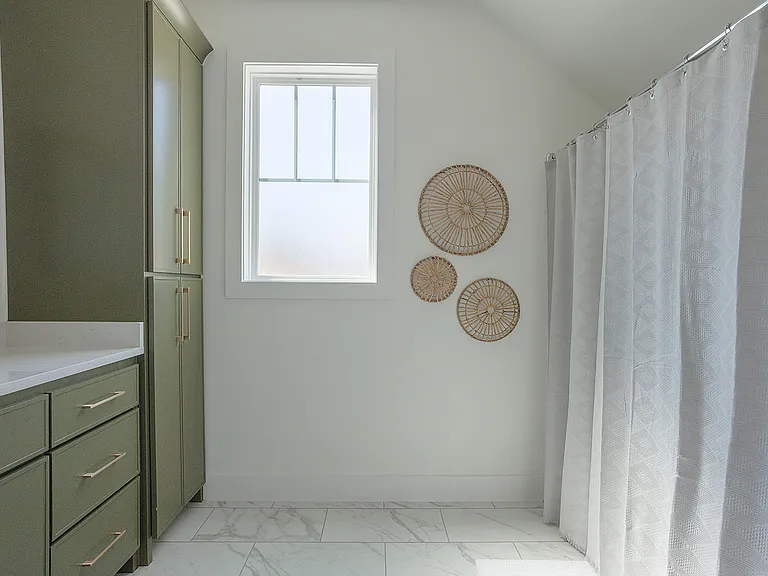 321 E Freeport St — Photo 24