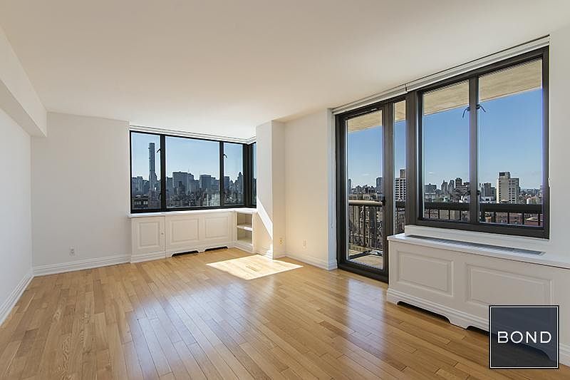 1st image of 1438 3rd Ave APT 25A