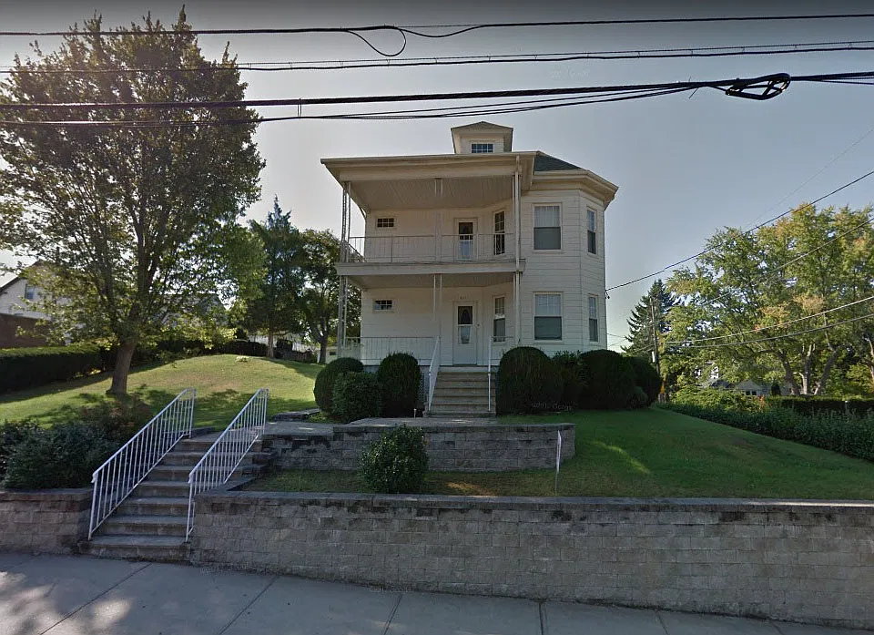 971 Cass Ave #1R