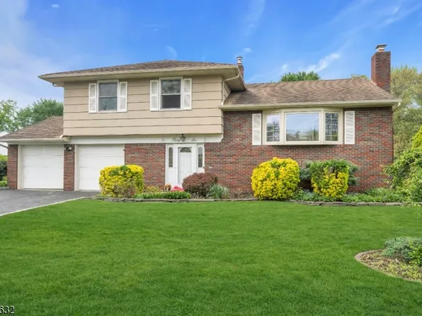 36 Alan Dr, Fairfield Twp., NJ 07004