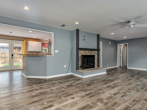 5th image of 405 W Daisy Pl