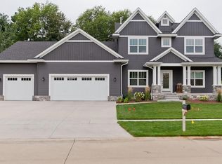 3409 Ushers Ridge Blvd NE, Cedar Rapids, IA 52411