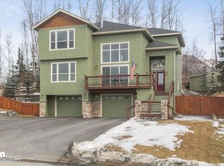 17268 Hideaway Ridge Dr, Eagle River, AK 99577