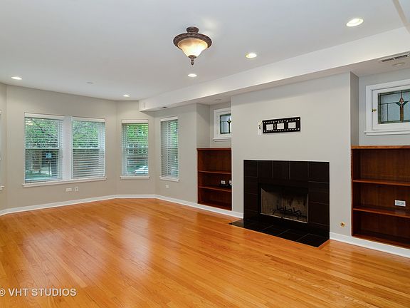 3rd image of 2055 W Farragut Ave APT 1