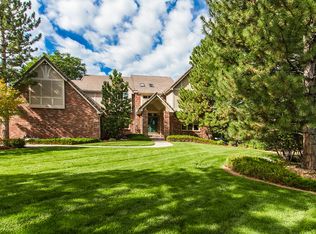 89 Falcon Hills Dr, Highlands Ranch, CO 80126