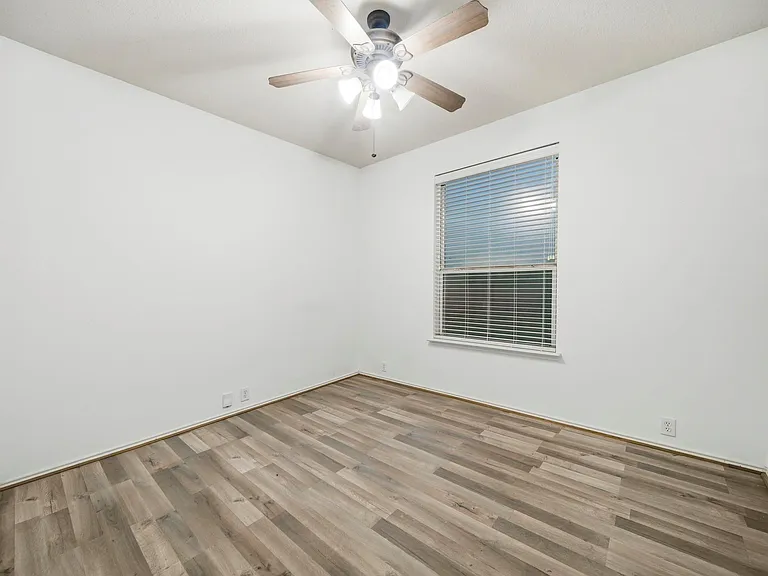 11814 Berkway Trl — Photo 11