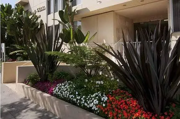 Beverly Wilshire Towers — Photo 3