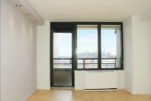 Rented by Keller Williams NYC | media 30