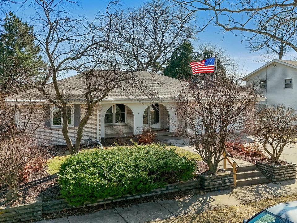 1st image of 8939 W Dogwood STREET