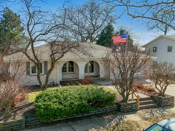 8939 West Dogwood STREET, Milwaukee, WI 53224