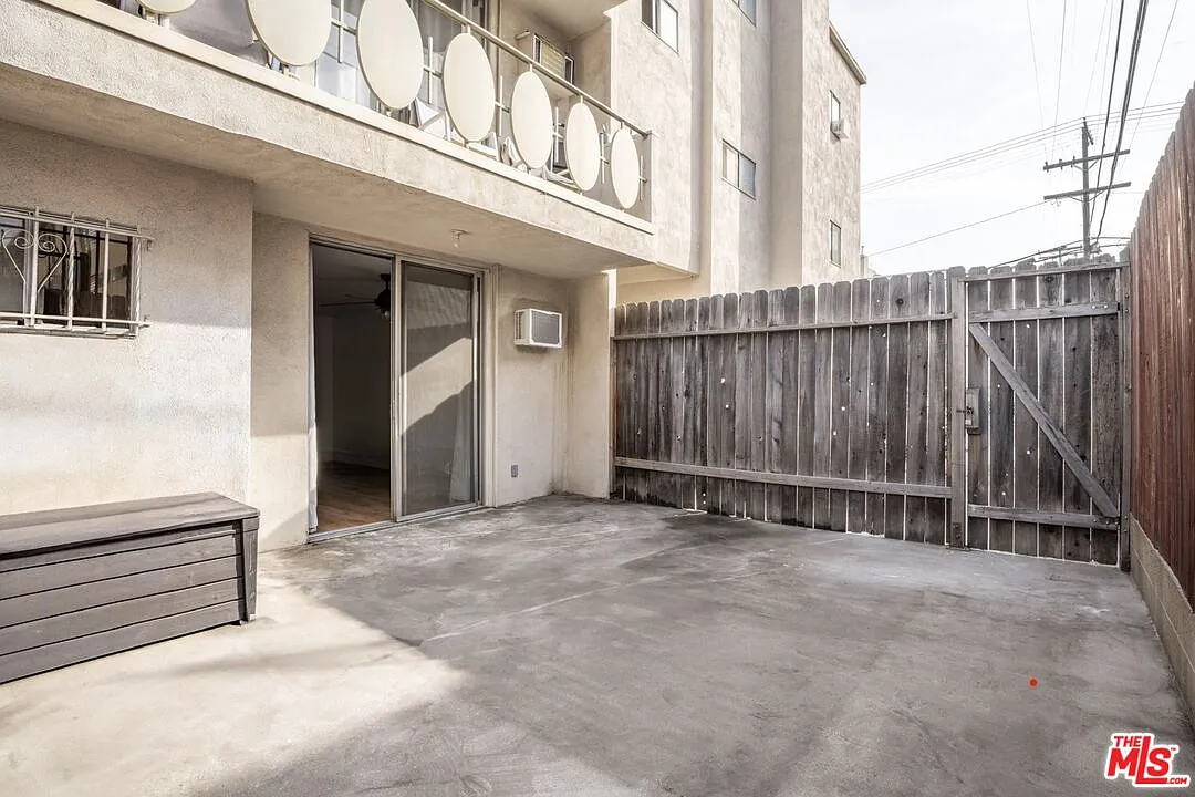 Studio, 1.0 bath, 470 sqft, $1,895 — Photo 4