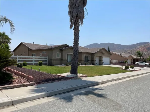 989 Driftwood Cir, Banning, CA 92220