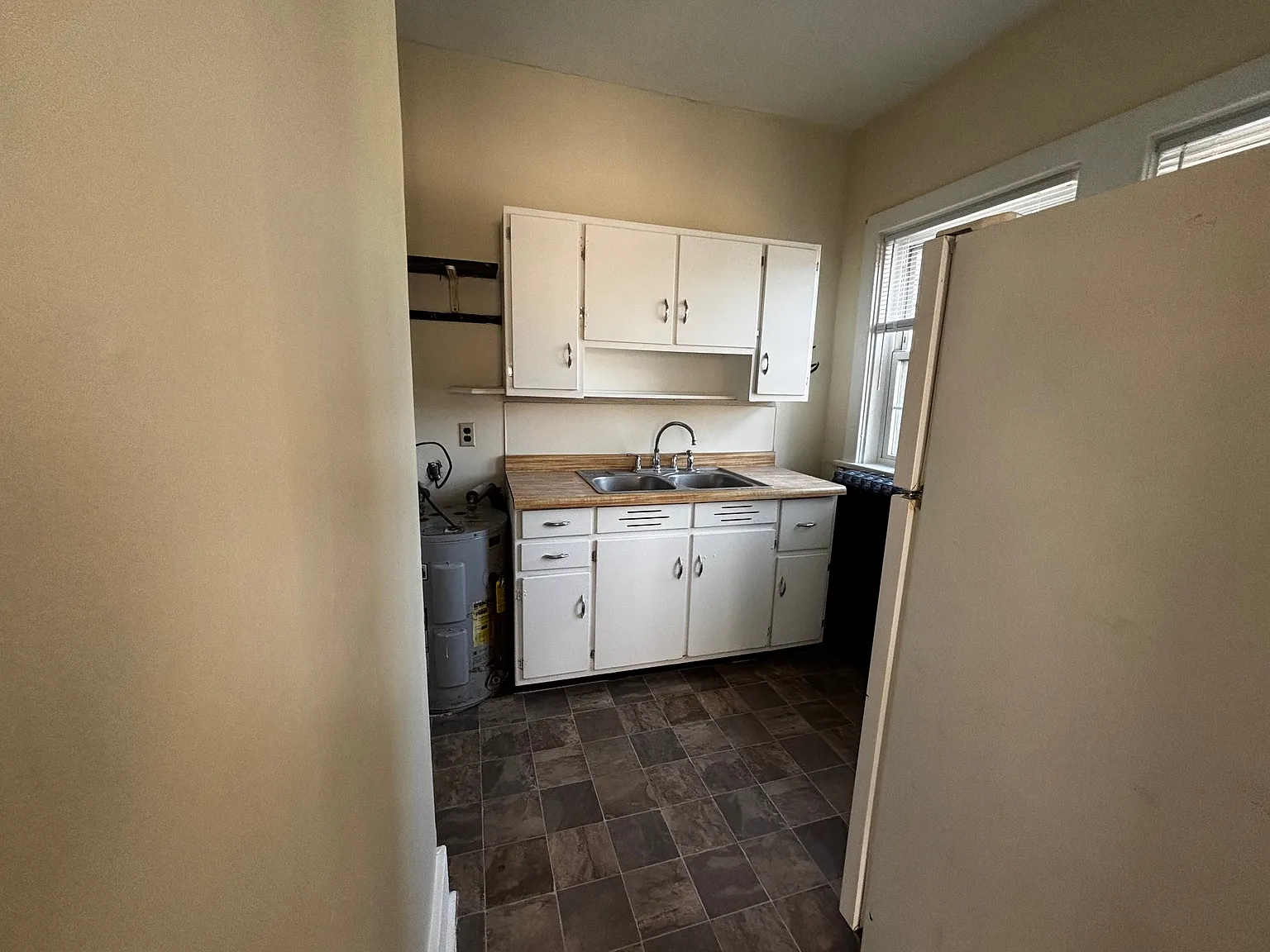 1 bed, $650 — Photo 4