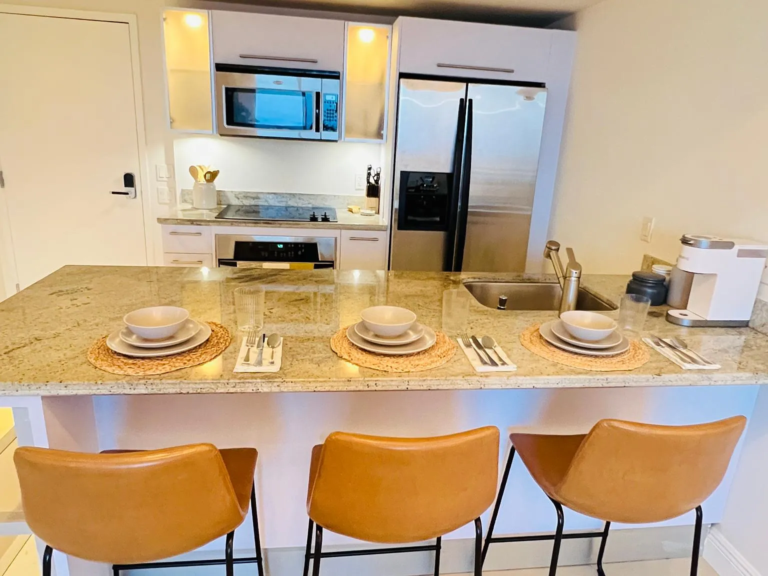 185 SW 7th St — Photo 3