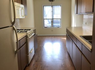 556 Main Street - 103, Antioch, IL 60002