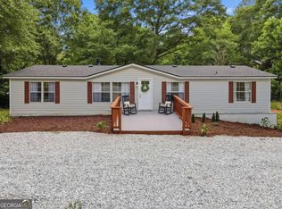 1203 Lanier Rd, Pendergrass, GA 30567