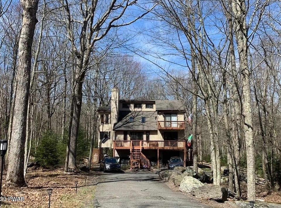 1st image of 120 Canterbrook Dr