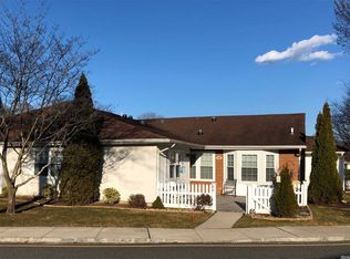 89 Revere Dr, Sayville, NY 11782