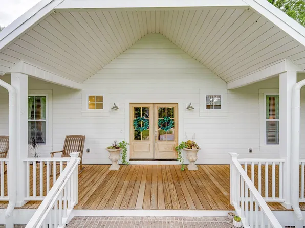 27 Silesian Ct, Pelzer, SC 29669