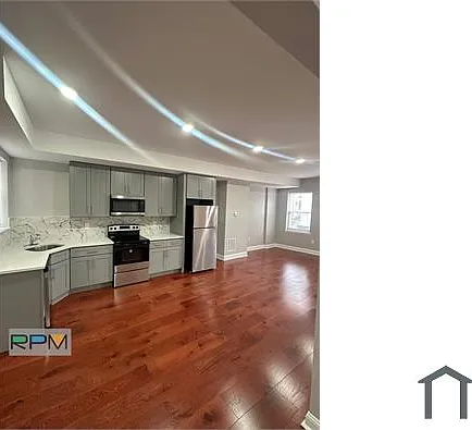2807 Baker St