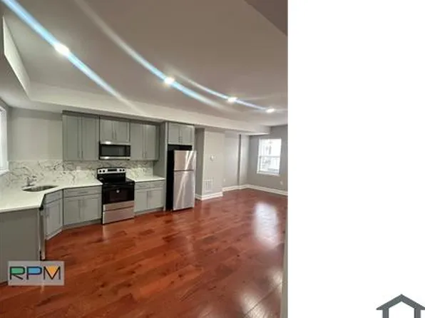 2807 Baker St, Baltimore, MD 21216