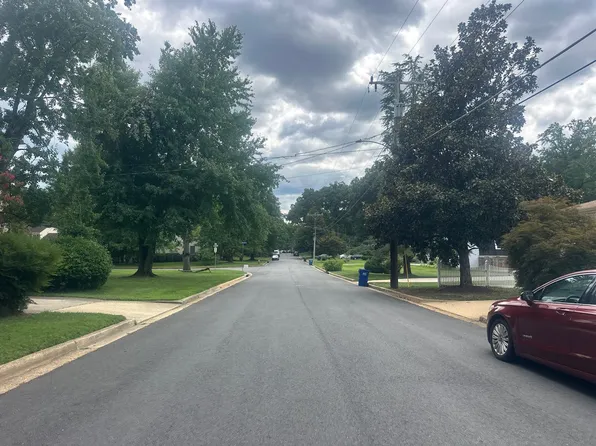 9301 Craig Ave, Alexandria, VA 22309