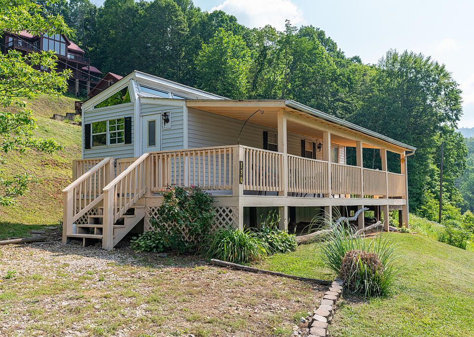 1st image of 130 Lake Cabin Ln
