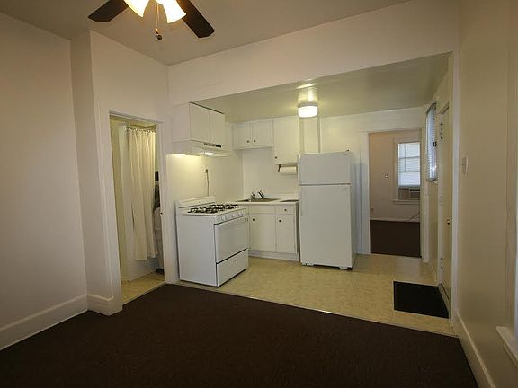5th image of 981 E Orange Grove Blvd APT 4