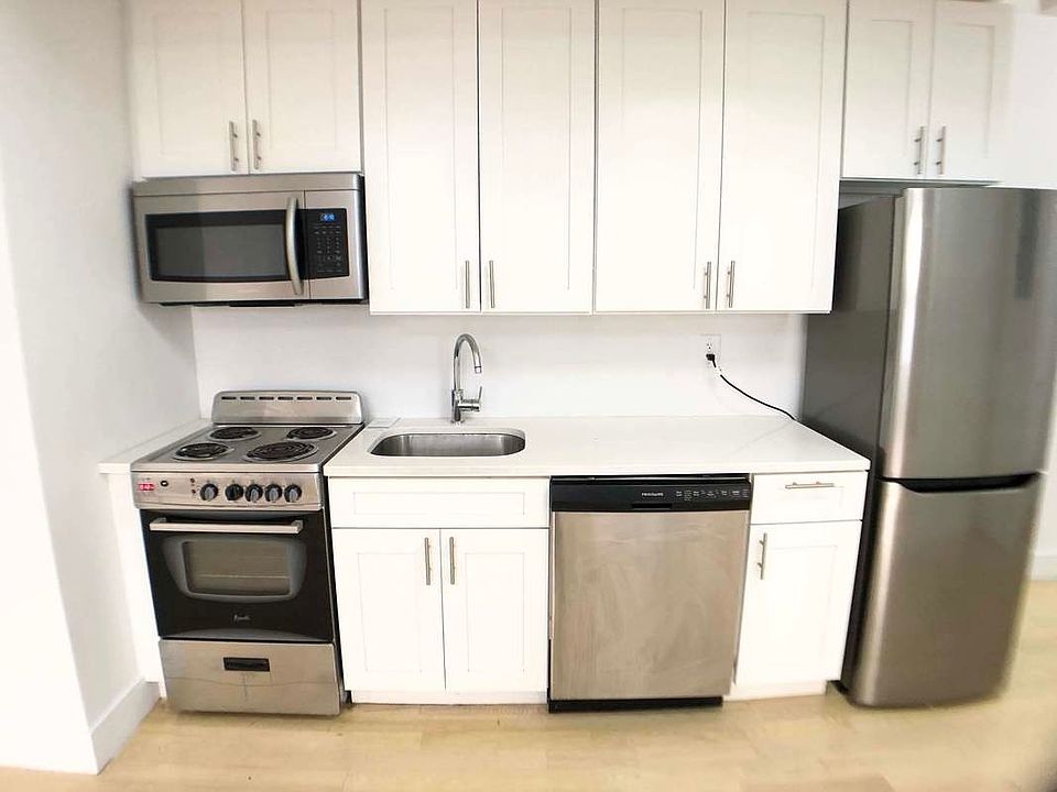 1st image of 327 E 19th St APT 8R