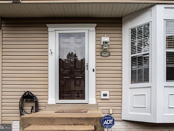 3rd image of 503 Potomac Hills Dr