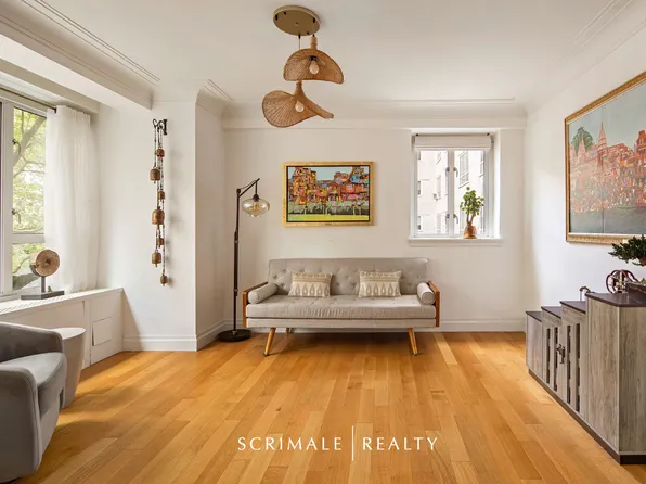 200 East 66th Street image 3 of 14