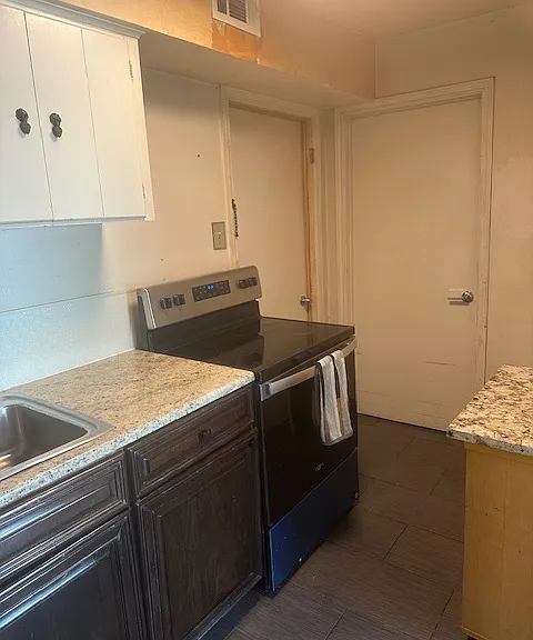 7027 Alpha Rd — Photo 5