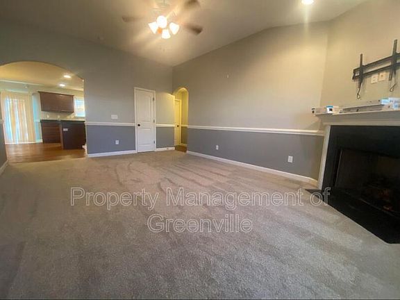 2nd image of 716 Oglesby Creek Ln