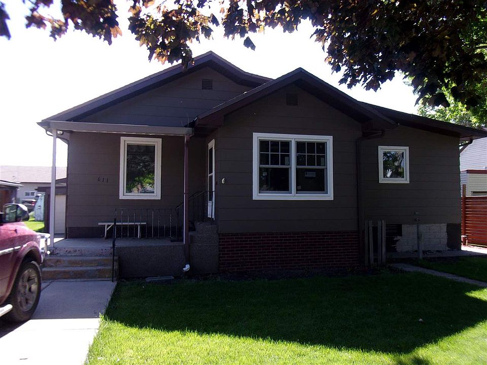 1st image of 611 S Vine St