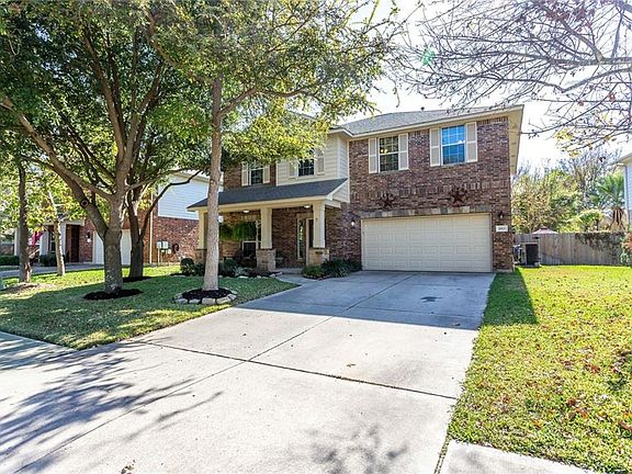 3rd image of 1813 Creek Ledge Pl