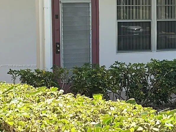 90 Fanshaw Way #90-C, Boca Raton, FL 33434