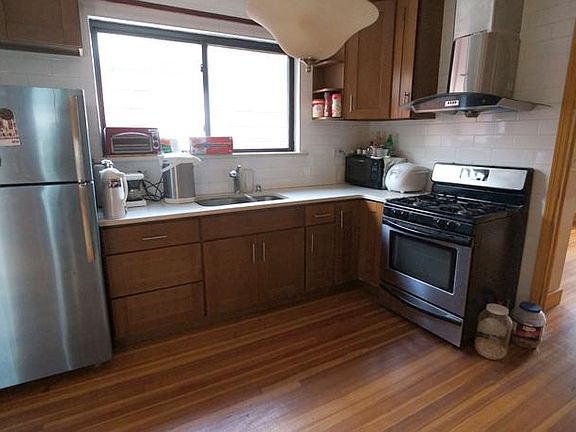 4th image of 119-44 8th Ave